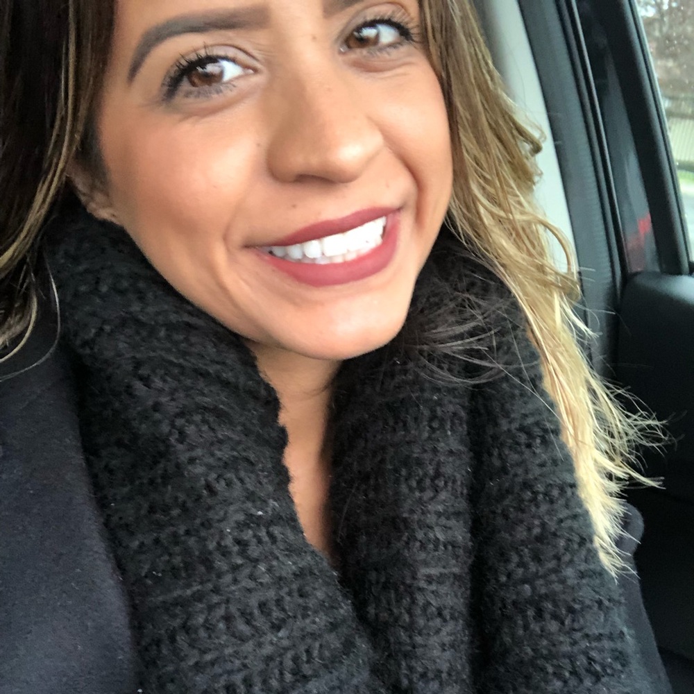 Meet your Posher, Jazmin